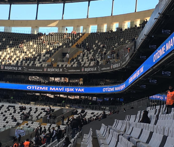 2 Nisan Günü Türkiye Otizme Mavi Işık Yaktı