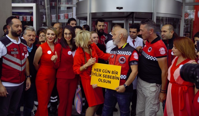 Gaziosmanpaşa Hastanesi'nden ses getiren proje: İyilik için İLİK bağışla