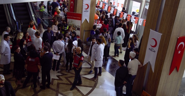 Gaziosmanpaşa Hastanesi'nden ses getiren proje: İyilik için İLİK bağışla