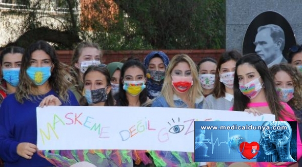 Lösemiye farkındalık için maskeler renklendi