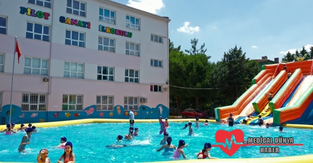 Örnek olacak proje; Okul Bahçelerine Portatif yüzme havuzu kuruld