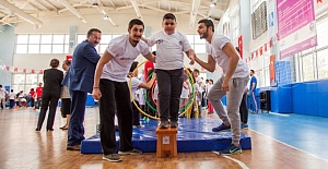 2 NİSAN DÜNYA OTİZM FARKINDALIK GÜNÜNÜ 24 NİSANDA KUTLANACAK