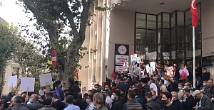 Sağlık çalışanlarından mesai saati değişikliği protestosu