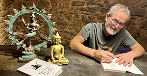 Yoga sporunun faydaları 'Yoga ve Kendini Bulma Sanatı'olarak kitap oldu