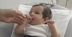 Kuşadasında SMA hastası Teoman Benle için yardım kampanyası